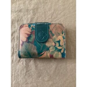 PATRICIA NASH TROPICAL DREAM WALLET GREEN INTERIOR BIFOLD